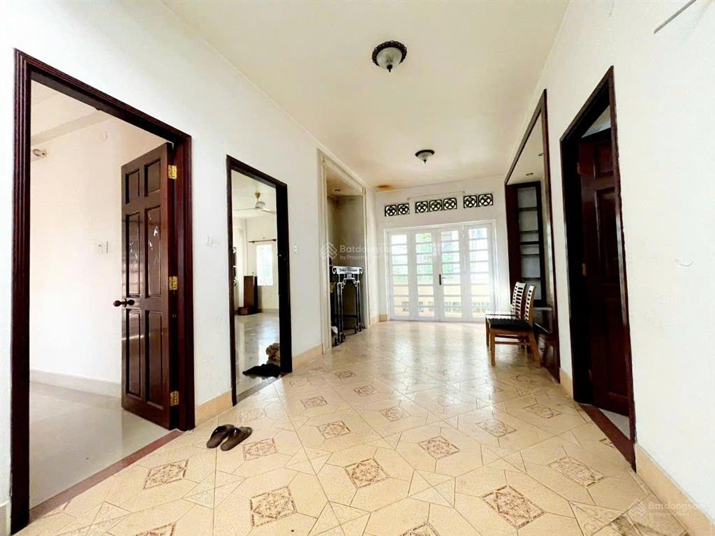 Bán biệt thự 240m2 ngang 12m khu phân lô, gần công viên lớn nhất nguyễn văn lượng gò vấp, 21tỷ tl