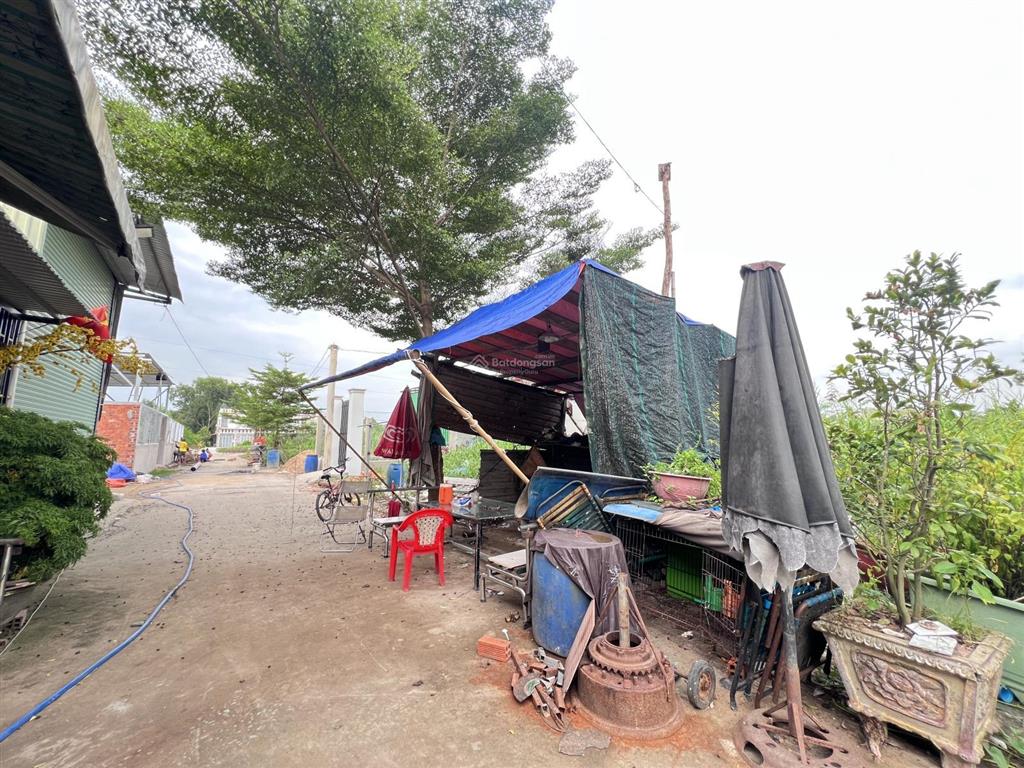 Đất đối diện ecity tân đức 5x30m giá 1ty150