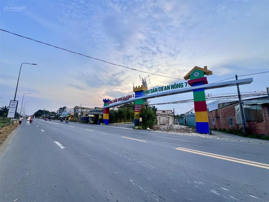 Đất mặt tiền đường 6m dt 5x37m giá 1ty6 đối diện an nông