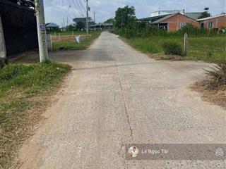 Đất sát 823d dt 10x28m giá 1tỷ750