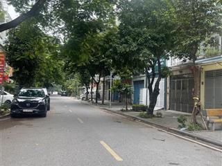 Siêu phẩm thang máy, kd kđt văn phú, ô tô dừng đỗ ngày đêm, thông số vàng  mặt tiền 5m