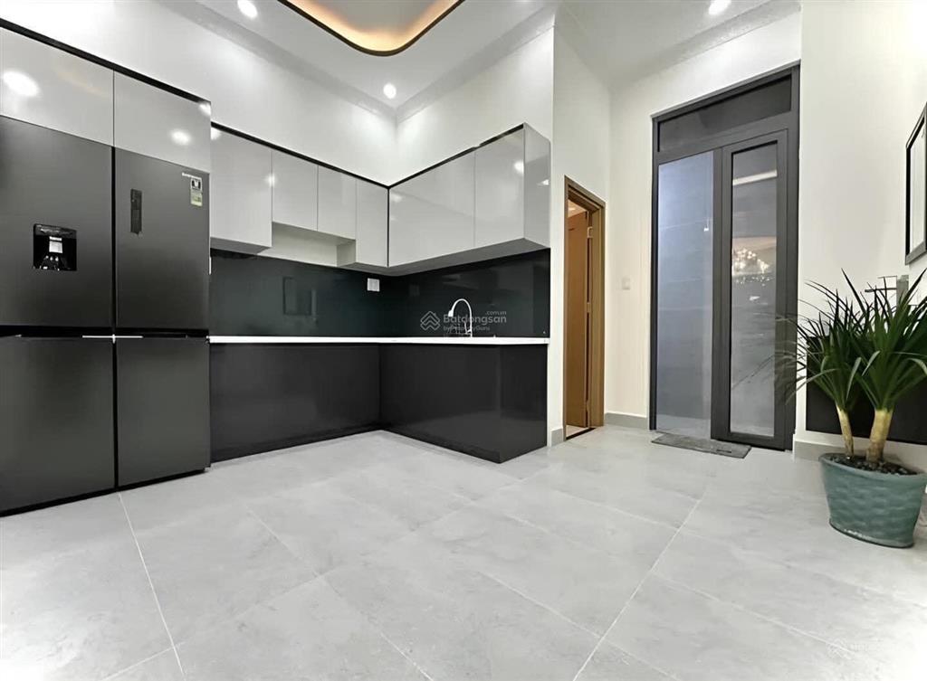 Chấp nhận lỗ 300tr! còn 2,1 tỷ nhà nằm ngay cx75 và đường đồng khởi