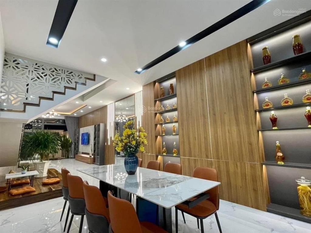 Ngộp ngân hàng!! giảm 200tr bán nhà kdl bửu long, đường nhựa trước nhà 8m