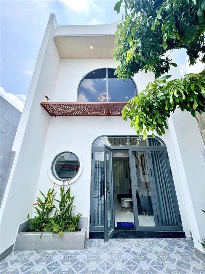 Ngay cổng 11 nhà phố 70m2 sổ riêng hoàn công trả trước 700tr sở hữu ngay