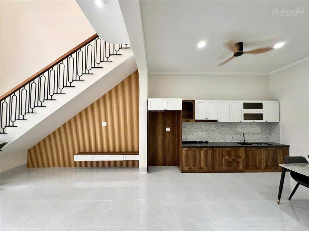 Ngay cổng 11 nhà phố 70m2 sổ riêng hoàn công trả trước 700tr sở hữu ngay