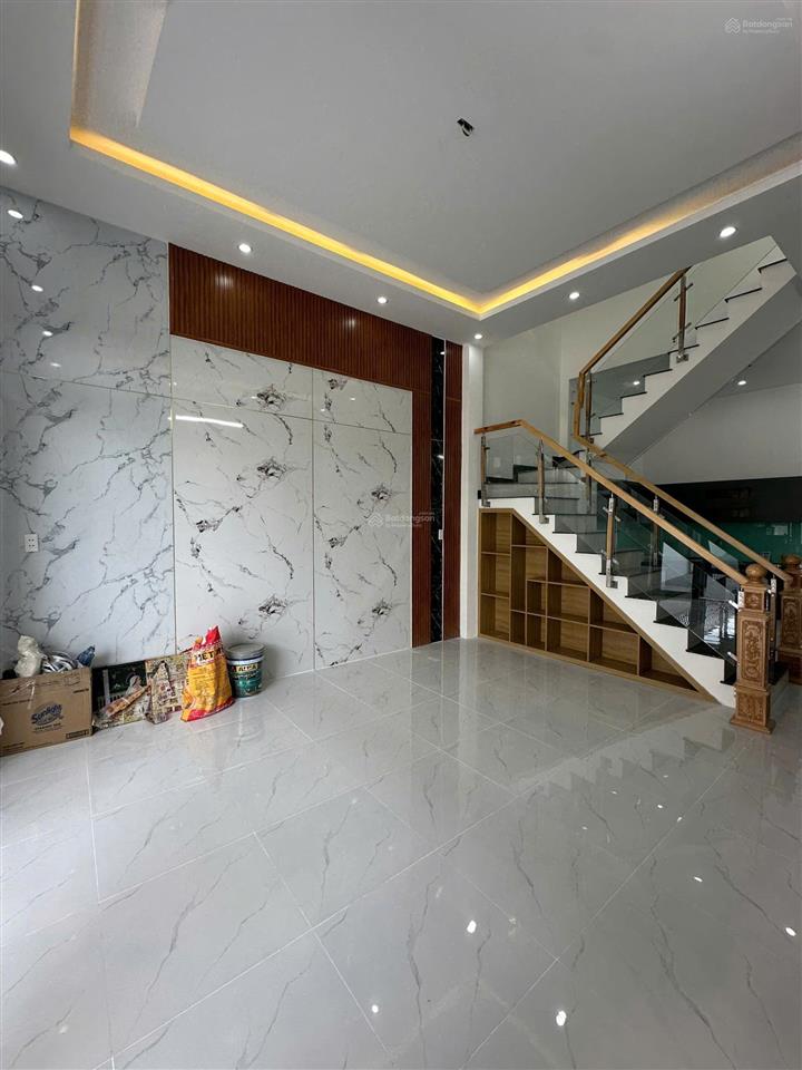 Ngộp ngân hàng cần bán gấp nhà ngay cây xăng 26. đường 6m kdc hiện hữu