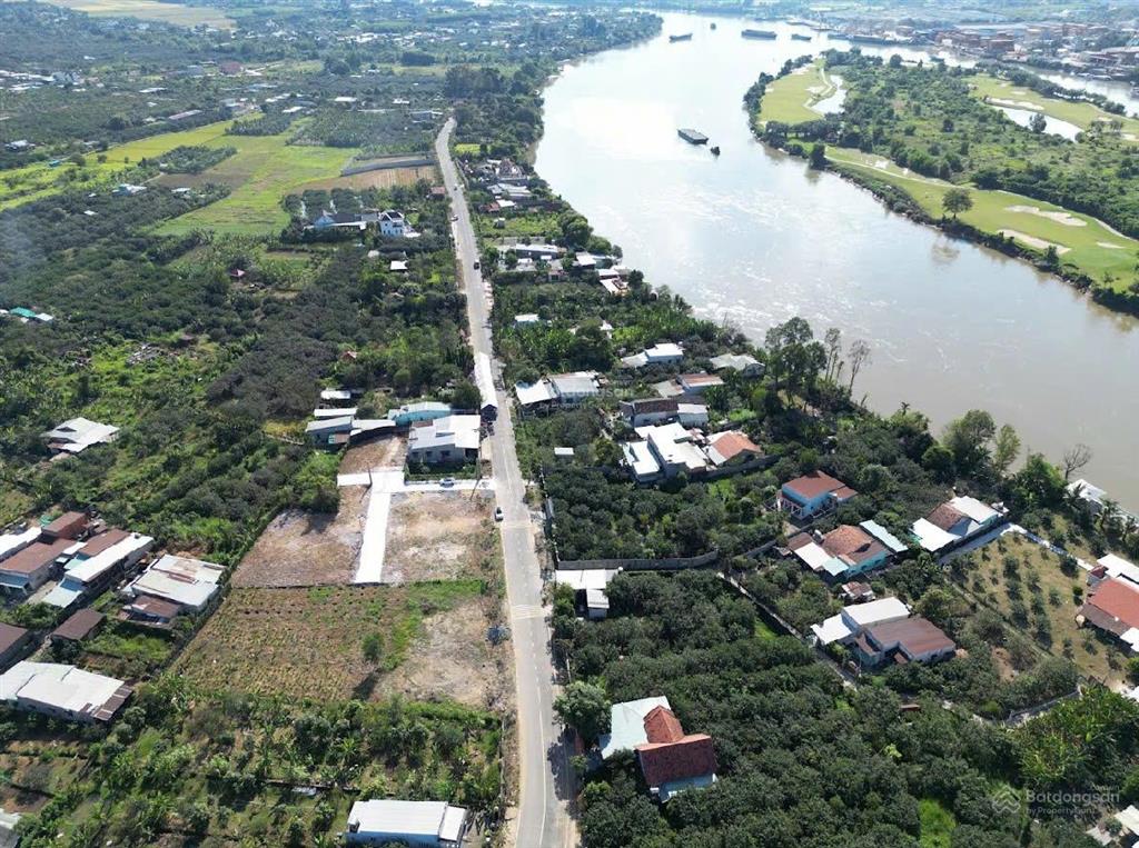 Đất ven sông khan hiếm hl9 2 mặt tiền cực đẹp thanh toán 400 triệu sở hữu ngay