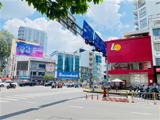 Góc 2 mặt tiền nguyễn văn cừ trần hưng đạo ,q1. dt ngang 14m. 3 tầng. hđt 200tr/th. giá 60 tỷ