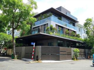 Bán villa mỹ giang phú mỹ hưngq7 góc 2 mặt tiền 195m2 4pn, 4wc giá cực tốt