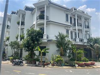 Bán np 70m2 tại royal town dĩ an, 6 tỷ vnd, mặt tiền 4m, ngõ 20m, uy tín