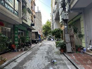 Tôi cần bán căn nhà phân lô phố trần quốc hoàn/ cầu giấy