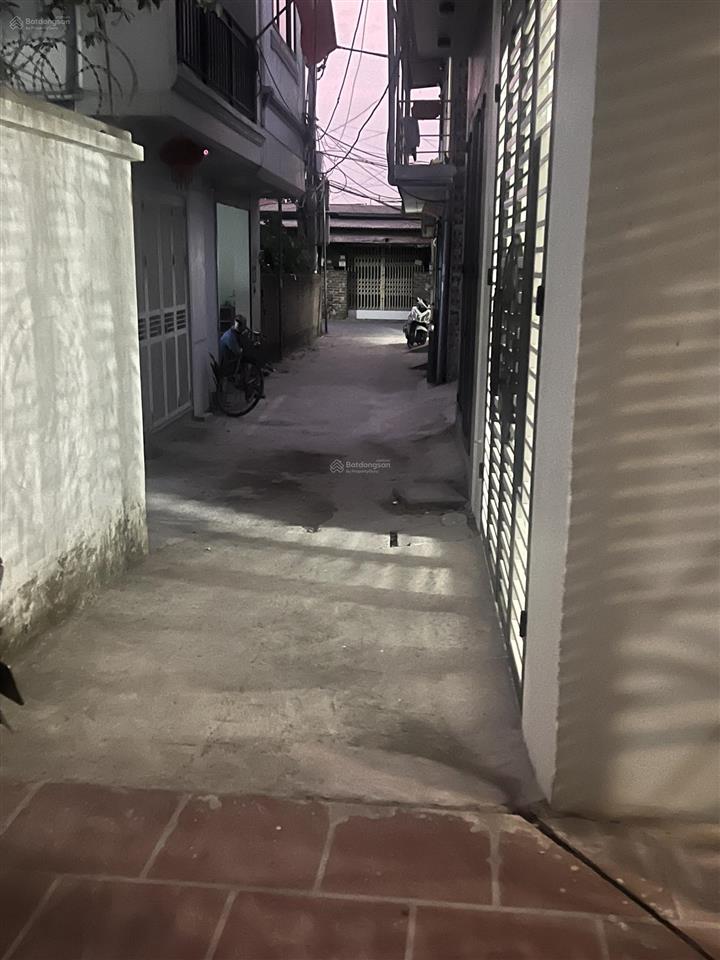 Chủ cần bán mảnh đất ấp sáp mai, võng la, đông anh. gần bệnh viện nhiệt đới chỉ hơn 3 tỷ