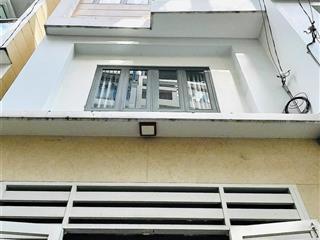 Bán gấp nhà phan xích long, pn  hẻm trải nhựa sát mặt tiền  5 tầng mới 3pn, 4wc  chỉ 7.x tỷ
