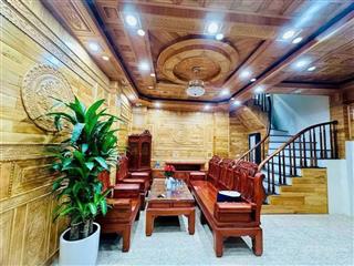 Bán nhà 5 tầngtai phường hà cầu hà đông oto đỗ cổng ngõ thông full nội thất xịn sò nhỉnh 6 tỷ