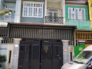 Bán nhà đẹp 2 tầng ngay phan văn hớn, 60m2, shr, đường nhựa oto, sát bên chợ hóc môn, chỉ 2.4 tỷ