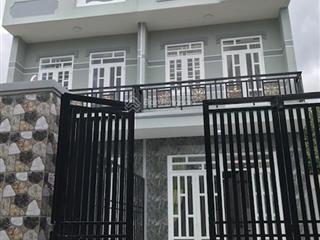 Bán nhà đẹp 2 tầng ngay dương công khi, 60m2, 3pn, sát đường lê lợi, gía chỉ 1.6 tỷ.