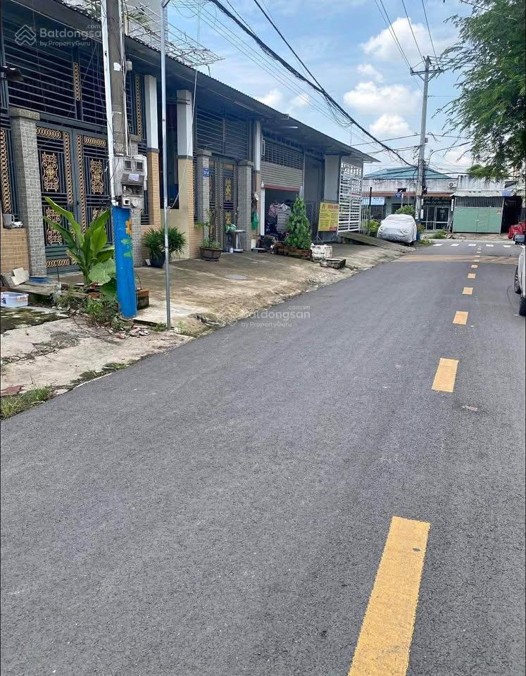 Bán dãy trọ ngay trần văn chẩm, tân thông hội, 185m2 sổ hồng riêng, giá chỉ 1.8 tỷ