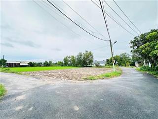 Cần bán gấp lô đất ngay basa 120m2 thổ cư, sổ hồng riêng, gía chỉ 1 tỷ