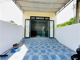 Chính chủ bán gấp căn nhà ngay suối lội, tân thông hội, 100m2 sổ hồng riêng, giá chỉ 1.5 tỷ