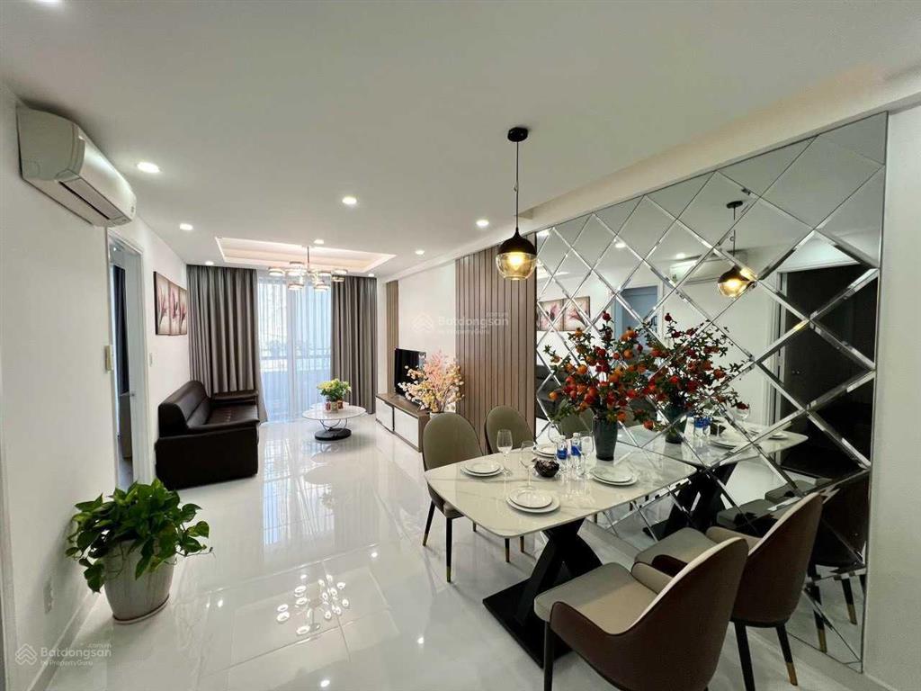 Chủ scenic valley 2 2pn 78m2 full nội thất có ô xe. giảm giá bán nhanh 6,8 tỷ. 0938 628 ***