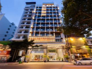 Bán nhà mặt tiền cho thuê nguyễn gia trí (d2 cũ) dt 12x20 (220m2) hầm 8 tầng hđt 380tr giá 58 tỷ