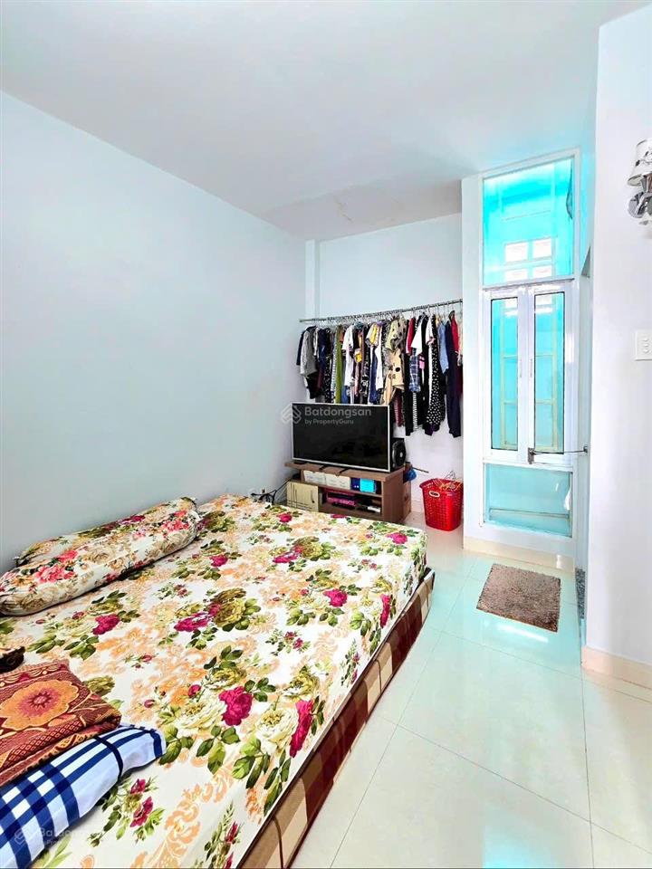Nhà bự 1 lầu, mặt tiền hẻm vị trí mua bán kinh doanh đa ngành nghề giá cực tốt