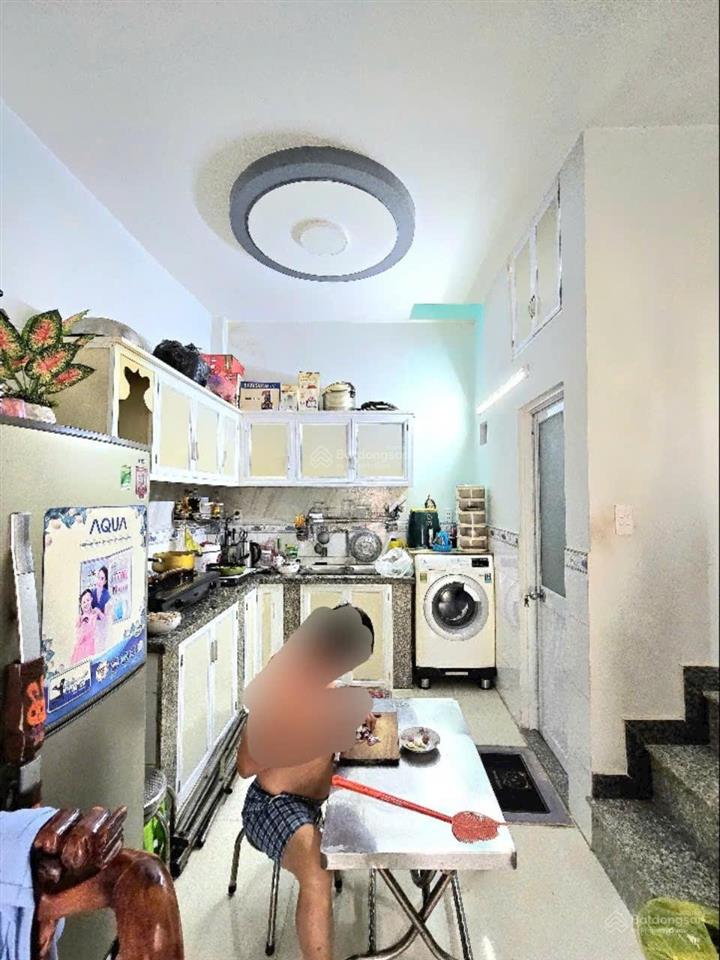 Nhà bự 1 lầu, mặt tiền hẻm vị trí mua bán kinh doanh đa ngành nghề giá cực tốt