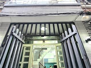Nhà đẹp, 1 lầu  hẻm rất thoáng  kế quận 7