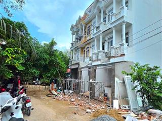 Bán nhà mới chính chủ  1 lầu.. gần chợ gần trường học