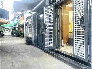 Nhà đẹp, sổ riêng  1 lầu, mới hoàn thiện