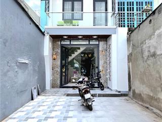 Bán nhà đẹp quận 7  gần lộ huỳnh tấn phát