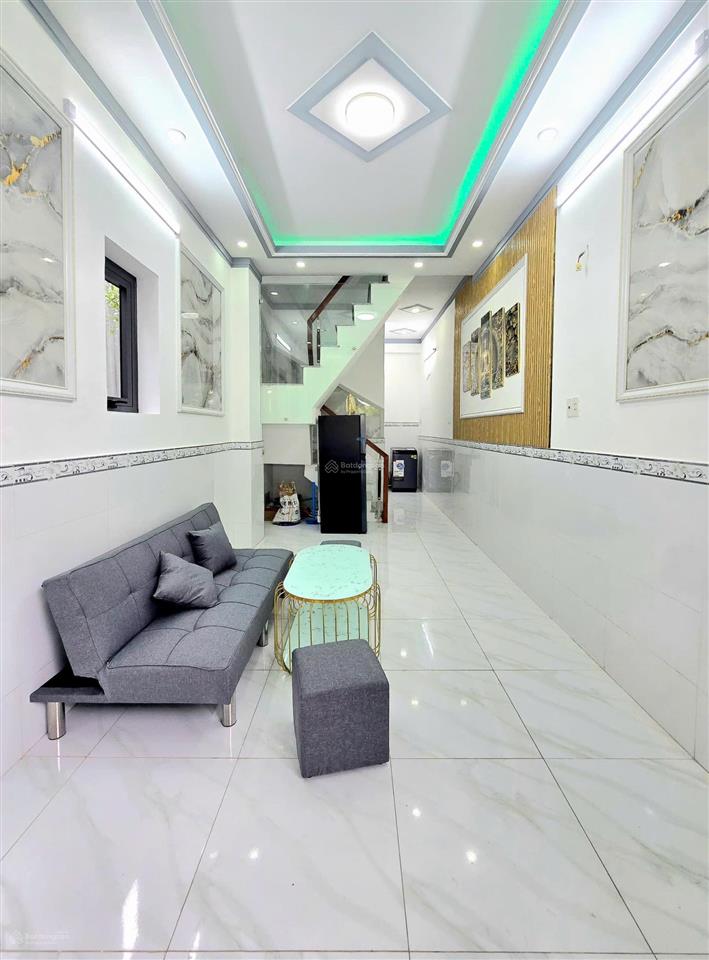 Nhà mới đẹp diện tích bự, gần chợ trường học