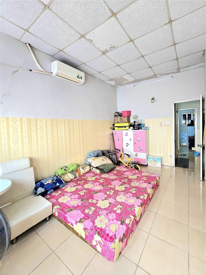 Nhà bán gần quận 7 ngay cầu phú xuân huỳnh tấn phát