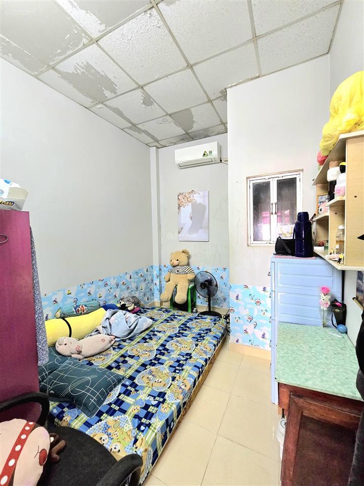 Nhà bán gần quận 7 ngay cầu phú xuân huỳnh tấn phát