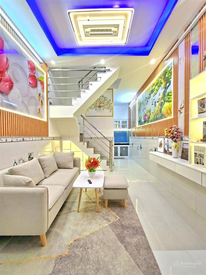 Bán nhà đẹp mới hoàn thiện 1lầu hẻm thoáng mát  giáp quận 7