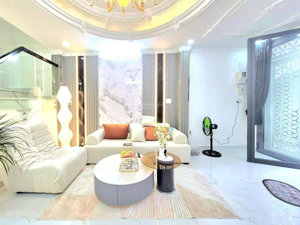 Cần bán nhà đẹp vào ở liền đoạn đường huỳnh tấn phát gần cầu phú xuân