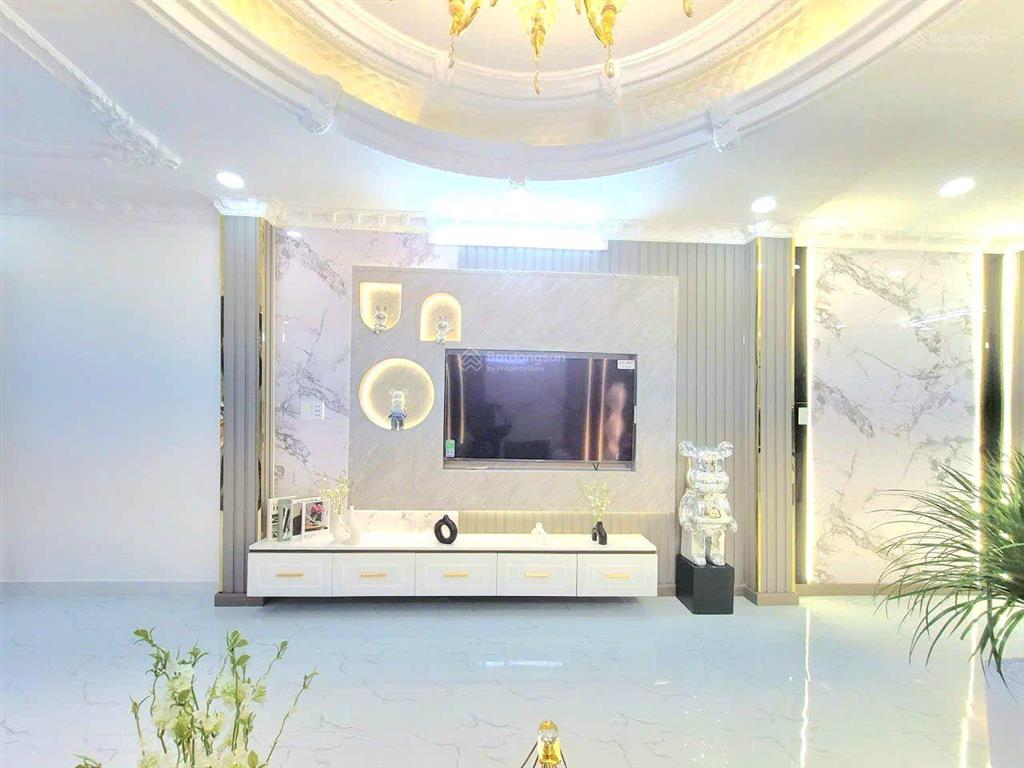 Cần bán nhà đẹp vào ở liền đoạn đường huỳnh tấn phát gần cầu phú xuân