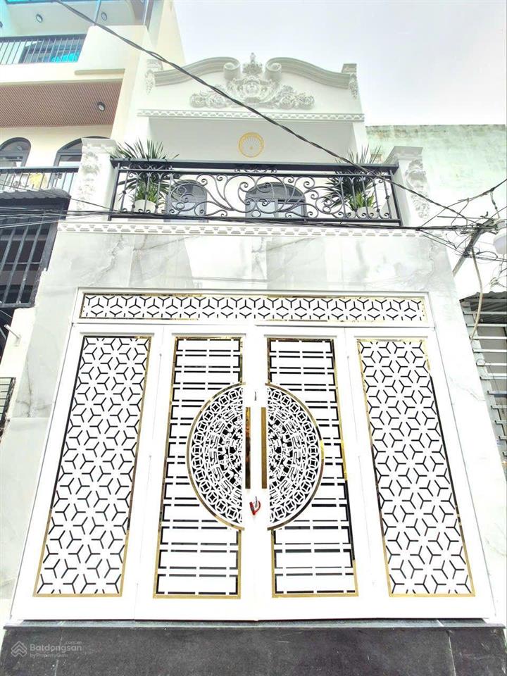 Cần bán nhà đẹp vào ở liền đoạn đường huỳnh tấn phát gần cầu phú xuân