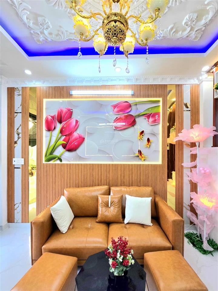 Cần bán nhà có sổ hồng một lầu đường trước nhà 6m
