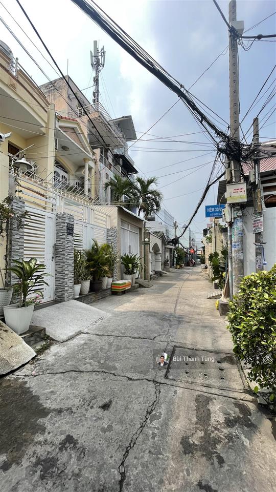 Bán đất tặng nhà, ô tô đổ cửa, kế bên cư xá ngân hàng, 120m2, xd cao tầng, chỉ 7.99 tỷ