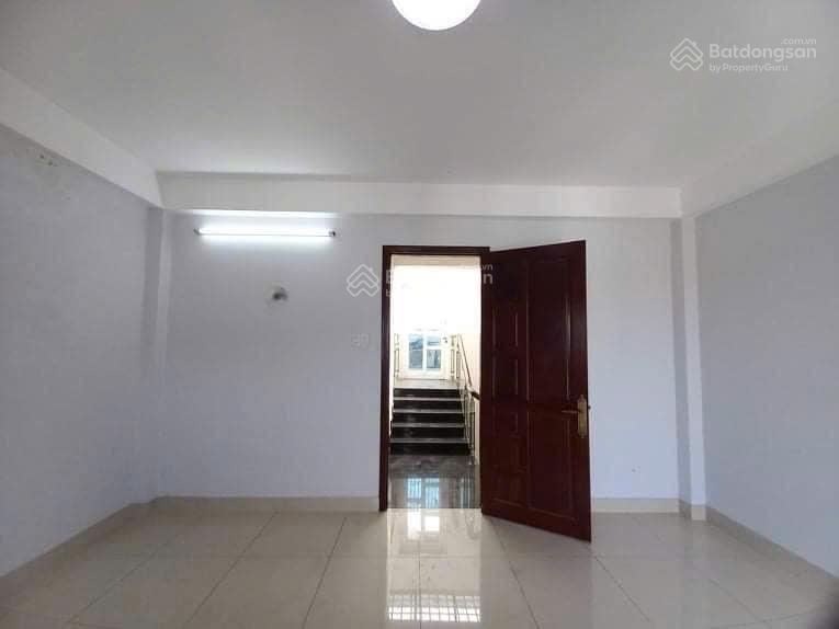 Mặt tiền kinh doanh 80,3m2 (5 x 16) x 4,5 tầng. đường 10m có lề 3m. nhỉnh 7 tỷ