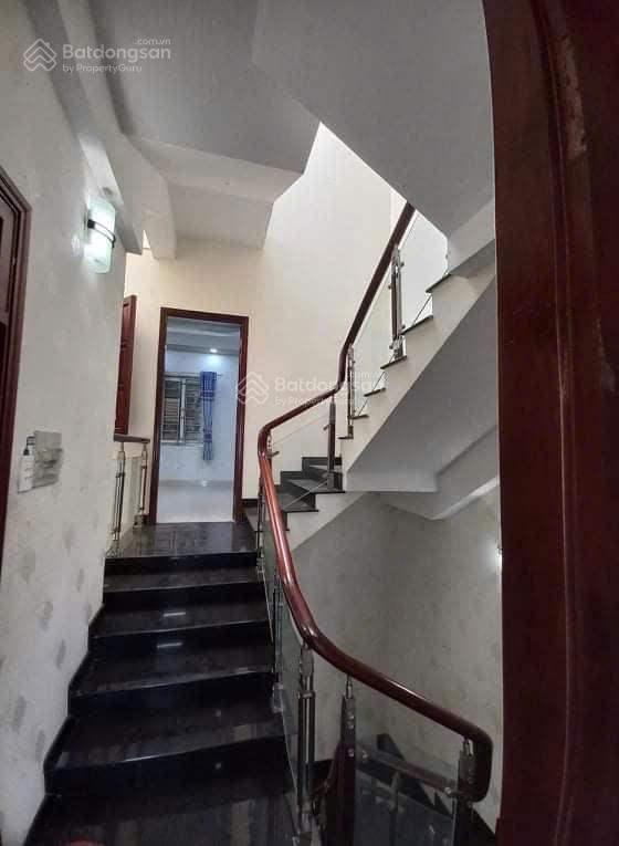 Mặt tiền kinh doanh 80,3m2 (5 x 16) x 4,5 tầng. đường 10m có lề 3m. nhỉnh 7 tỷ