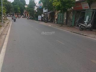 Chỉ 14,5 tỷ nhà 5 tầng 65m2 mặt phố vỉa hè kd sầm uất cách linh đàm 500m  lô góc mặt tiền khủng .