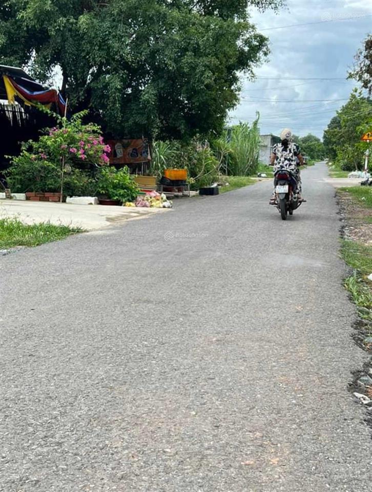 Hết nhu cầu bán đất tặng vườn nhãn ngay mặt tiền dt784 vào (27x73)2000m2 đã được lên thổ cư sổ hồng