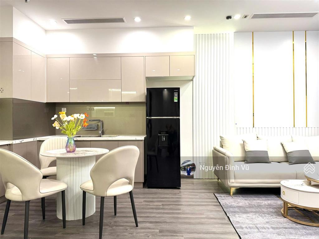 Bán căn 2pn hướng đn tầng trung full đồ giá chỉ từ 5.29 tỷ