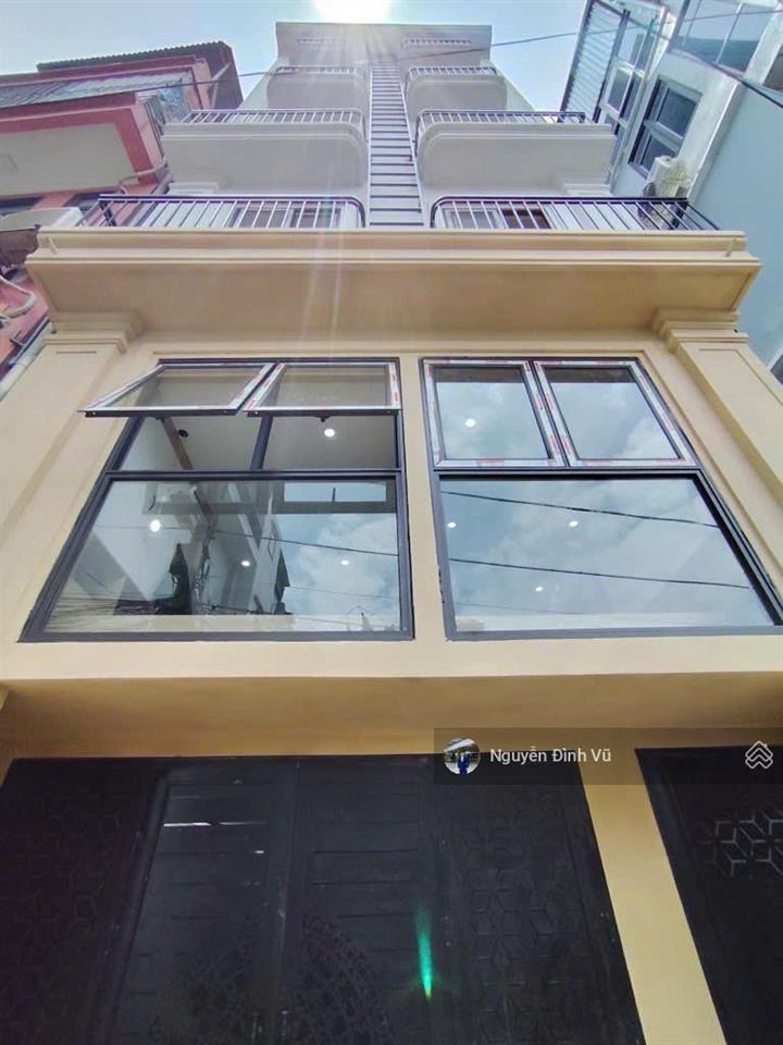 Bán ccmn 100m2 x 7 tầng 26 phòng dòng tiền 1,5 tỷ/năm ô tô vào nhà lô góc 3 mặt thoáng vĩnh hưng