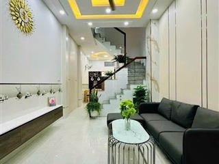 Tin hot nhà ngộp bán nhanh đường cao lỗ, phường 4, quận 8, dt 35m2/1.750 tỷ, hẻm xe hơi, shr