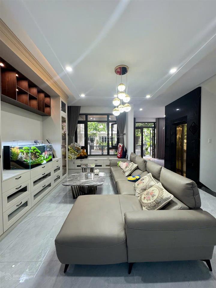 Cho thuê biệt thự mystery villa đảo kim cương, quận 2. giá thuê 65 triệu/tháng