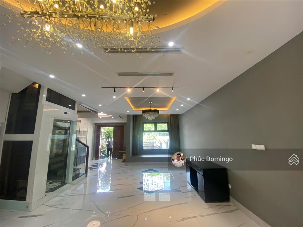 Villa compound đảo kim cương quận 2 full nội thất  thang máy, 65 triệu/tháng