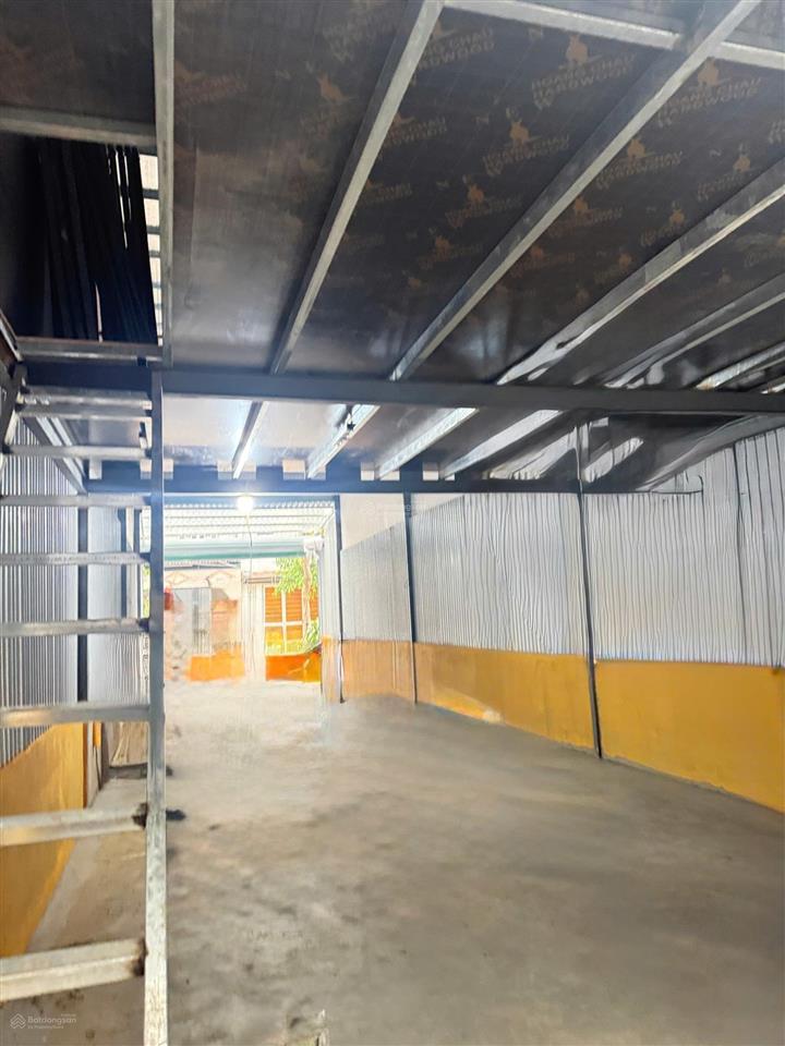 Kho hàng 100m2, nhà xưởng tại đặng thùy trâm, 15tr/tháng.  huy hoàng